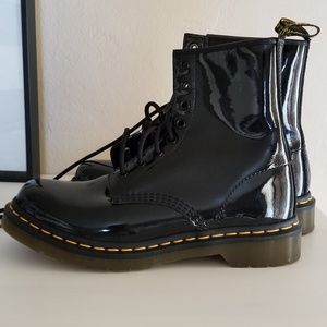Flash SALE( today only) NEW Doc Martens